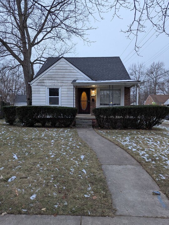 19971 Stout St in Detroit, MI - Building Photo