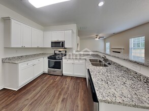 1990 Beckenham Pl in Dacula, GA - Building Photo - Building Photo