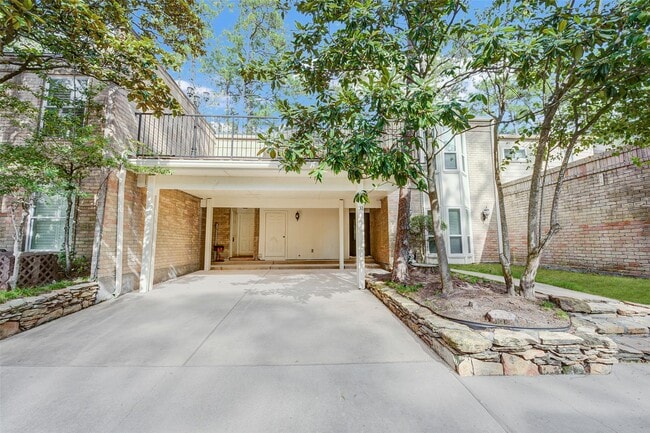 property at 201 Vanderpool Ln