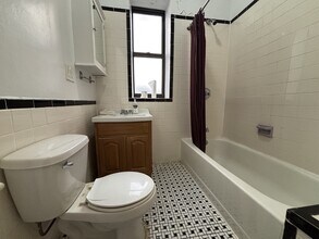 182 Claremont Ave in New York, NY - Building Photo - Building Photo