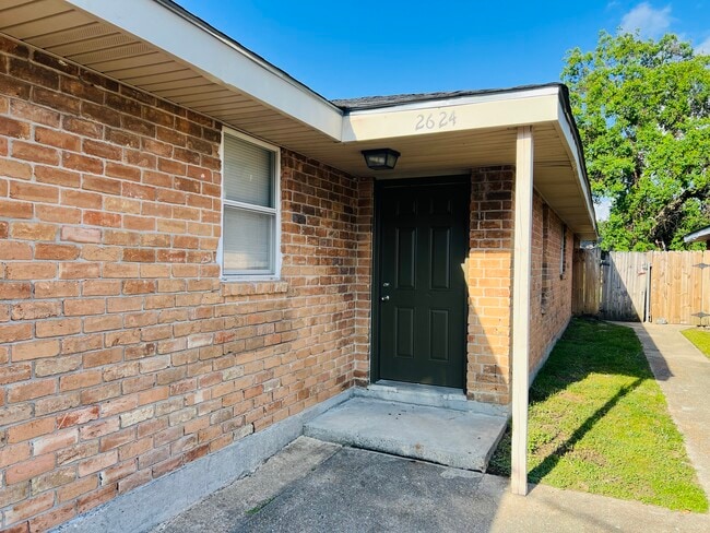 2624 Huntsville St, Unit 2624 Huntsville St
