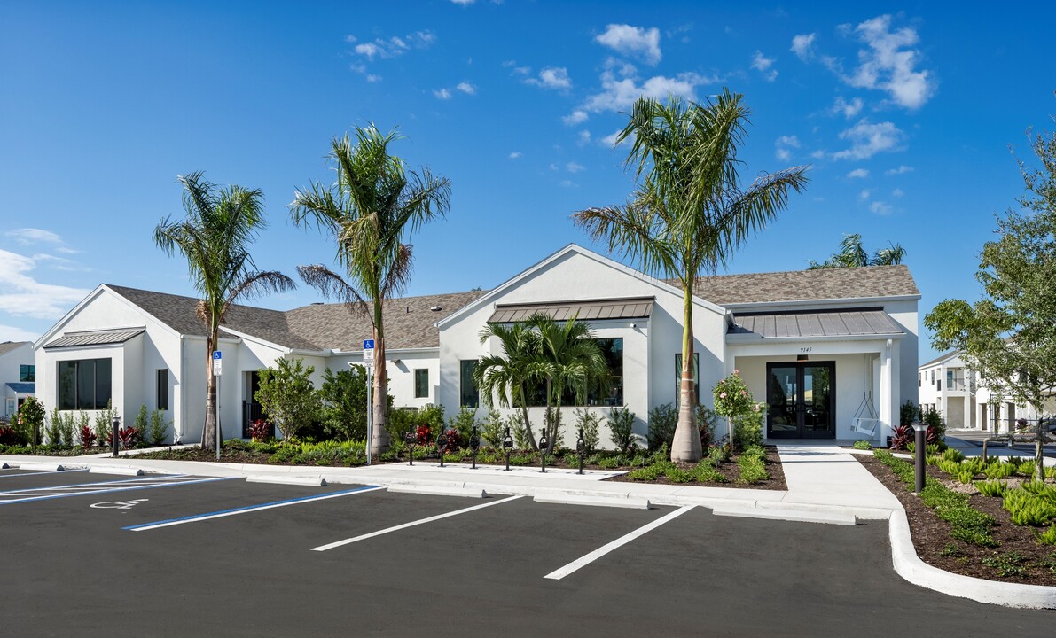 Swell by Soltura in Bonita Springs, FL - Foto de edificio