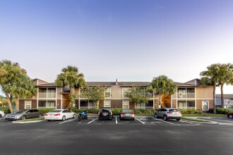 Willow Lake Crossing in Lutz, FL - Foto de edificio - Building Photo