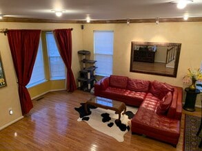 700 Crooked Creek Dr in Rockville, MD - Building Photo - Building Photo