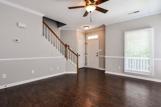 7705 Hollyheight Ln in Raleigh, NC - Building Photo - Building Photo