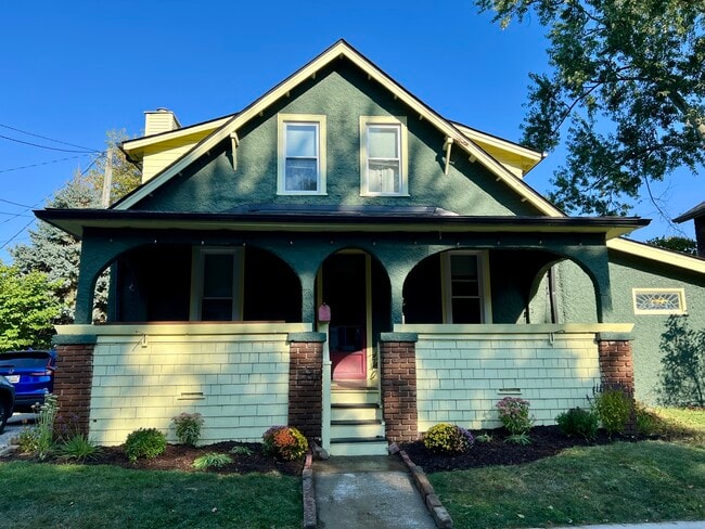 210 Bucholz Ct in Ann Arbor, MI - Foto de edificio - Building Photo