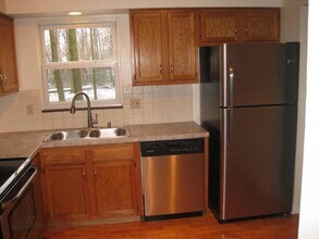 4177 Camellia Ct in Westerville, OH - Building Photo - Building Photo