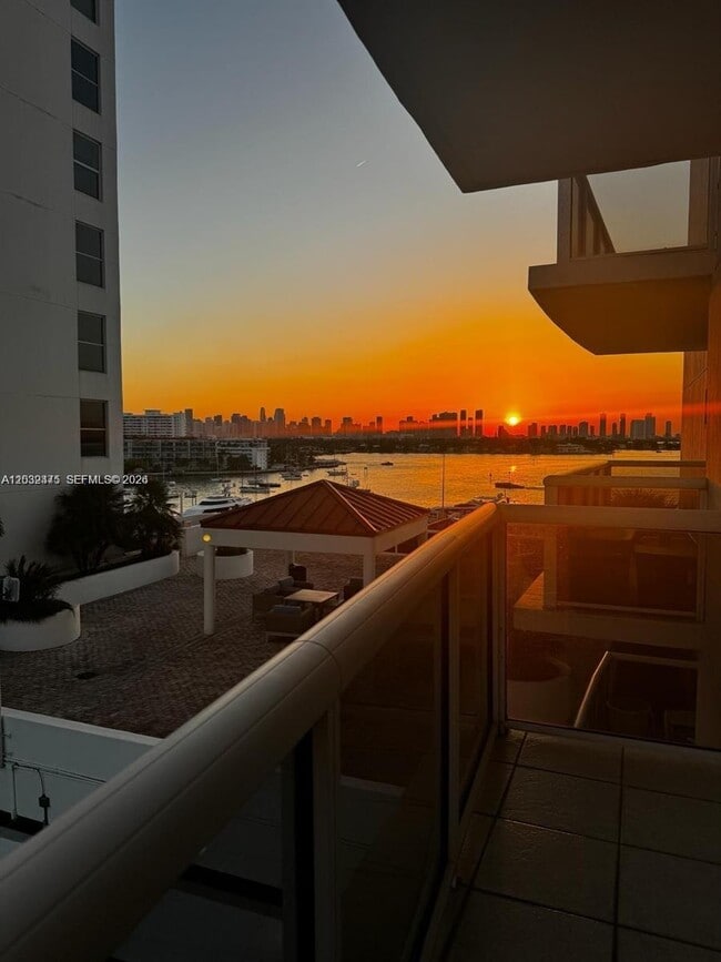 property at 1900 Sunset Harbour Dr