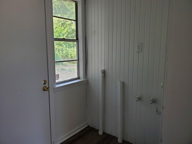 8240 TX-154 in Gilmer, TX - Building Photo - Building Photo