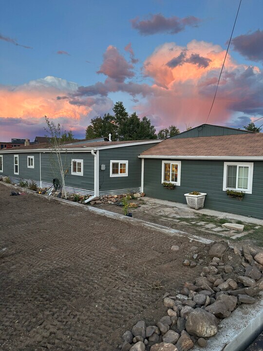 613 Main St in Fairplay, CO - Foto de edificio