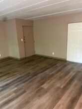 100 Penn Pleasant Dr in Verona, PA - Building Photo - Building Photo