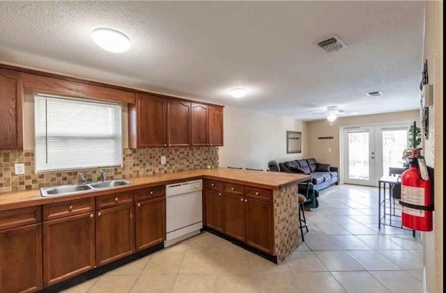 14982 Edgewater Cir in Hudson, FL - Building Photo - Building Photo