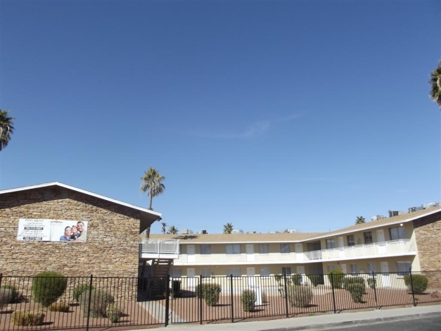 Palm Terrace Apartments in Las Vegas, NV - Building Photo - Building Photo