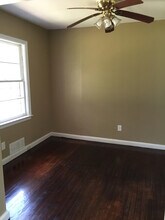2101 Wildrose Dr in Decatur, GA - Building Photo - Building Photo