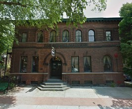 Old Jail House in Albany, NY - Foto de edificio - Building Photo