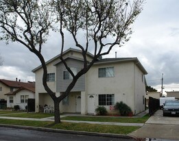 4302 Howard Ave in Los Alamitos, CA - Building Photo