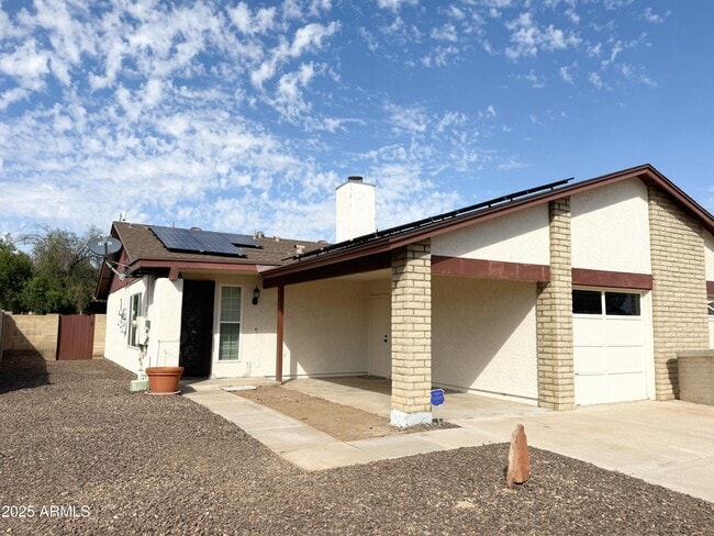 5110 W Wood Dr in Glendale, AZ - Foto de edificio - Building Photo