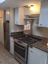 301 Los Gatos Blvd in Los Gatos, CA - Building Photo - Building Photo