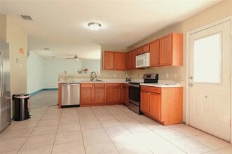 1329 Anna Lea Ln in Burleson, TX - Building Photo - Building Photo