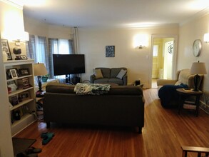 212 7th St, Unit C in Cloquet, MN - Foto de edificio - Building Photo