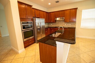 8253 NW 118th Way in Parkland, FL - Building Photo - Building Photo