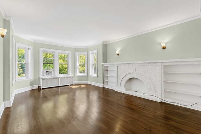 5742 N Francisco Ave in Chicago, IL - Building Photo - Building Photo