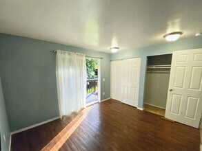 88 Honeycomb Lane in Bellingham, WA - Building Photo - Building Photo