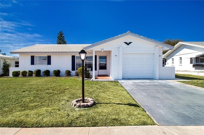 property at 802 Buttonwood Dr