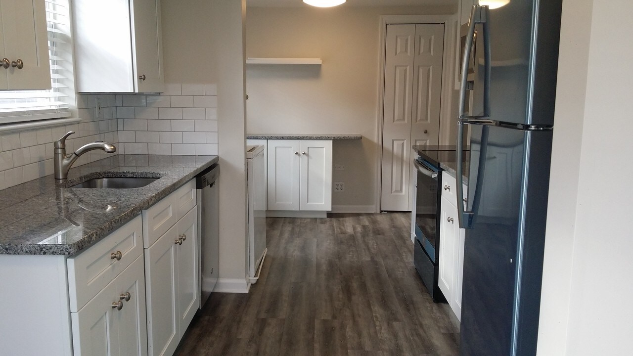 58 Van Zant St in Norwalk, CT - Building Photo