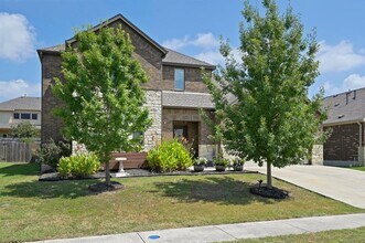 4000 Harbor Point Dr in Pflugerville, TX - Building Photo - Building Photo
