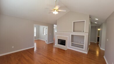 905 Somerton Pl in Cumming, GA - Building Photo - Building Photo