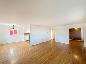 171 S Upas St in Escondido, CA - Building Photo - Building Photo