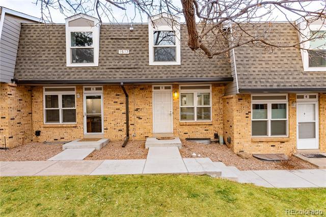 1517 S Owens St in Lakewood, CO - Building Photo