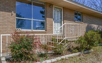 1331 Starfield Rd in North Little Rock, AR - Building Photo - Building Photo