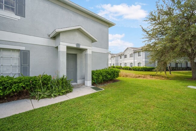 4103 Gradstone Pl in Tampa, FL - Building Photo - Building Photo