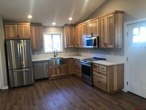 488 17th St in Springfield, OR - Building Photo - Building Photo