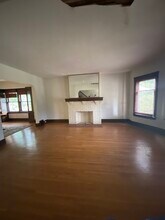 15518 Clifton Blvd in Lakewood, OH - Foto de edificio - Building Photo