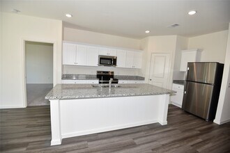 21654 Cottage Ln in New Caney, TX - Building Photo - Building Photo