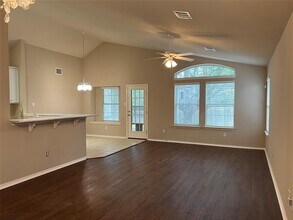 10237 Beard Ave in Austin, TX - Building Photo - Building Photo