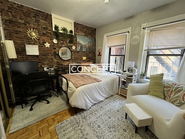 property at 40 Anderson St