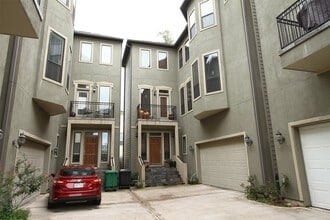 5525 Kiam St in Houston, TX - Building Photo - Building Photo