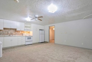 145 E 500 S-Unit -4 in Saint George, UT - Building Photo - Building Photo