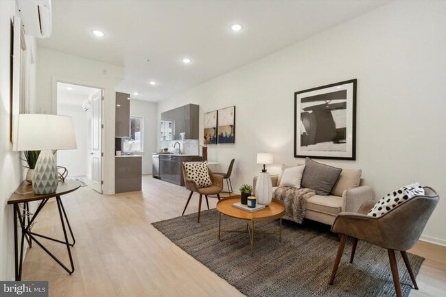 property at 225 N 12th St