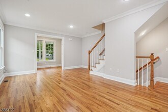 49 Summit Ave in Chatham Township, NJ - Building Photo - Building Photo