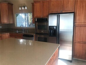 3951 Sunswept Dr in Los Angeles, CA - Building Photo - Building Photo