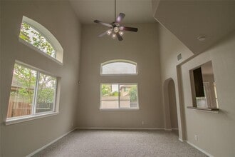 117 Otono Loop in Kyle, TX - Building Photo - Building Photo