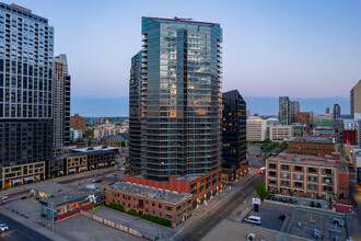 Keynote R2 Podium in Calgary, AB - Building Photo - Building Photo