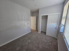 2052 Medano Dr, Unit 2052 in Santa Rosa, CA - Building Photo - Building Photo