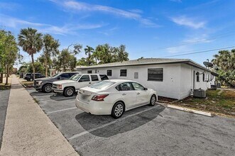 5744 NW 27th Ct in Lauderhill, FL - Building Photo - Building Photo