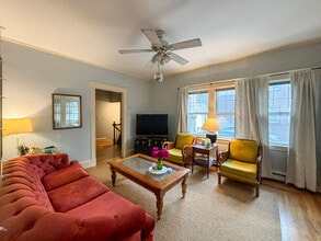 7 Austin Park, Unit #1 in Cambridge, MA - Building Photo - Building Photo